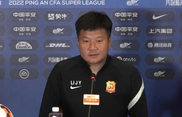 竞技宝-海港vs武汉长江:张琳芃徐新首发 胡靖航搭福布斯