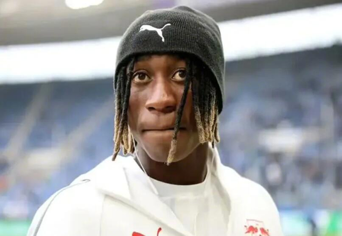 竞技宝官网-莱比锡为迪奥曼德标价1亿欧元,拜仁或退出竞争|德国|德国天空体育|球员转会市场|拜仁慕尼黑|格瓦迪奥尔_新浪体育_新浪新闻