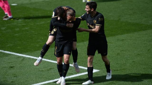 电竞赛事-巴萨潜水艇打了半场欧超，巴萨下半时保守险丢分